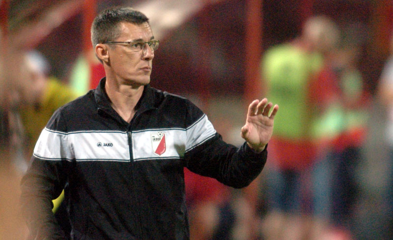 Јавор уручио тренеру отказ на Божић