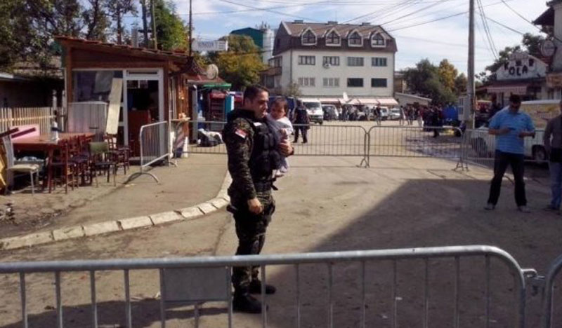 Полицајци нашли две напуштене бебе избеглица