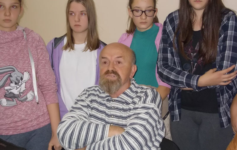 Губитак посла и лиценце, родитељи уз учитеља