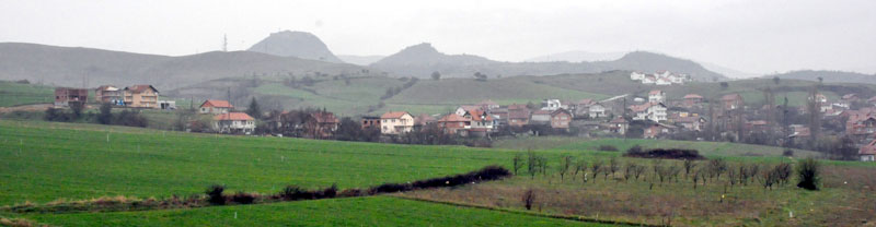 Суви До: Каменицама разбијена стакла на амбуланти 