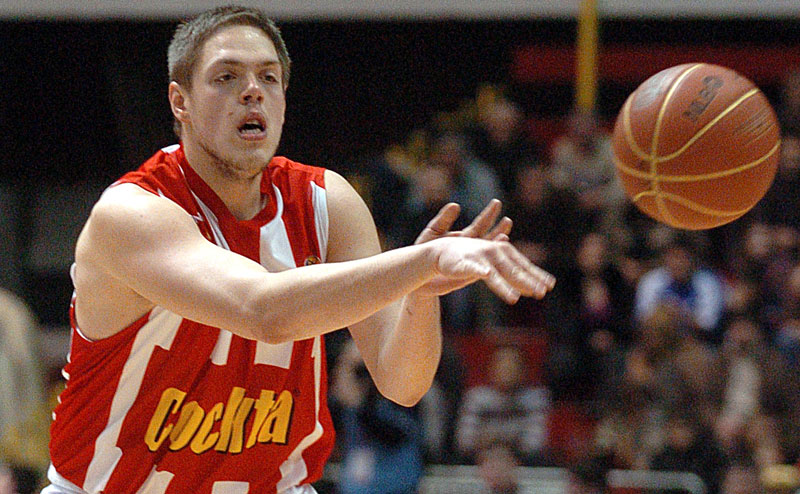 Звезда гостује Химкију: Буђење уз тандем новајлија