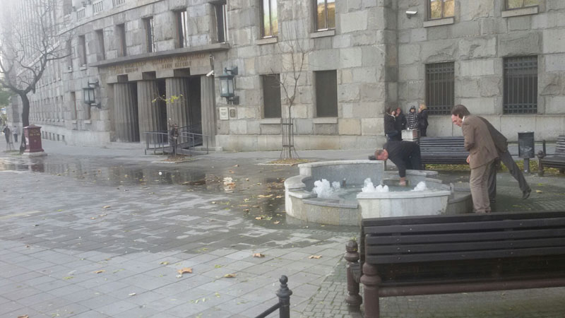 Процурила фонтана код Поште