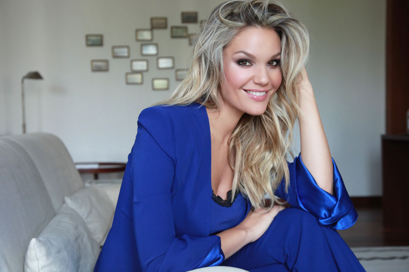 Лена Ковачевић: Бајагиним хитовима нови фазон