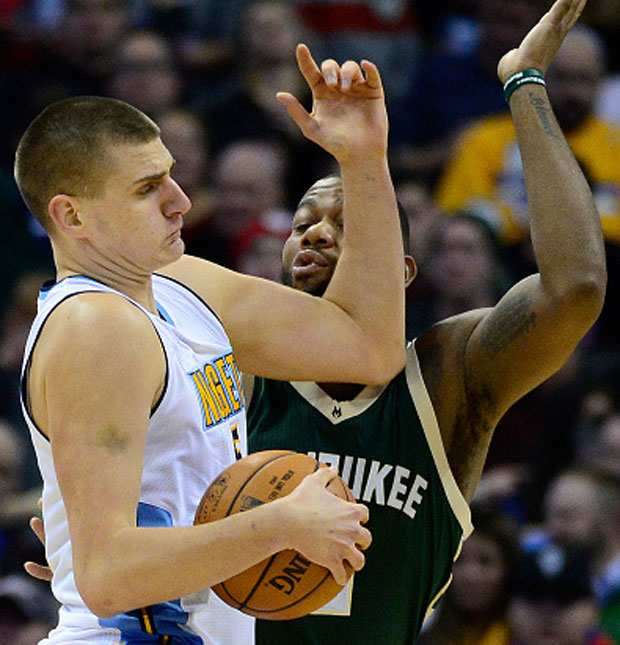 Вучић на молбу навијача гласао за Србе на Ол-Стару