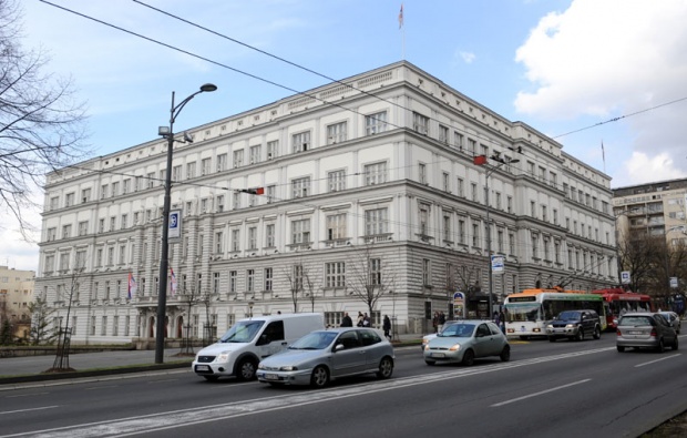 Министарство: Тражимо решење за породиљске додатке