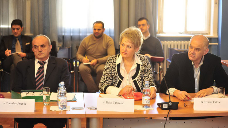 Бијело Поље: Лекари суспендовани, очеви беба прекинули штрајк глађу