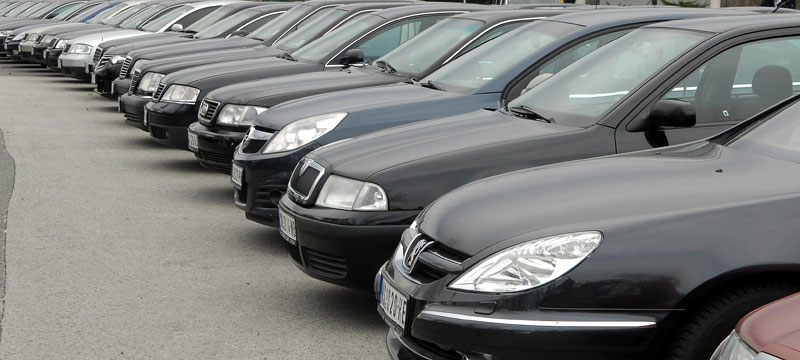 Министри 1. децембра скидају тамна стакла
