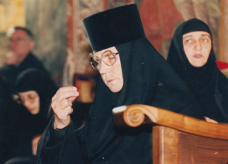 Умрла мати Февронија
