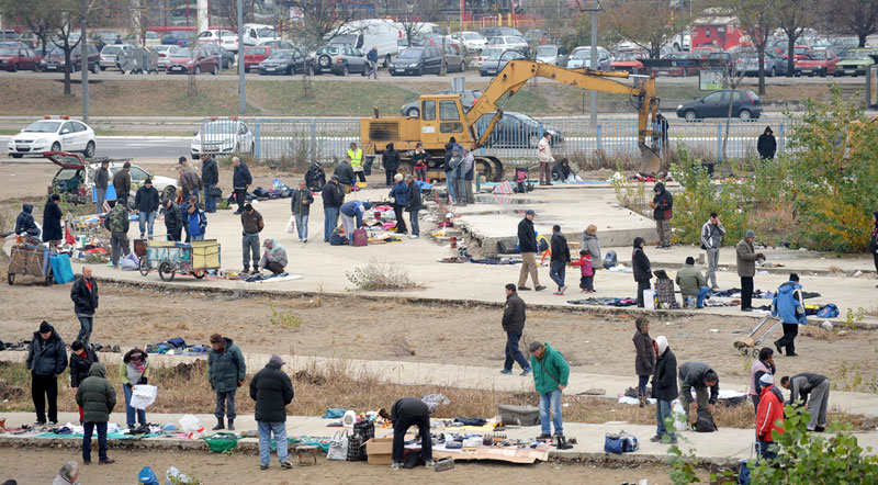 Бувља пијаца на месту Теразија!