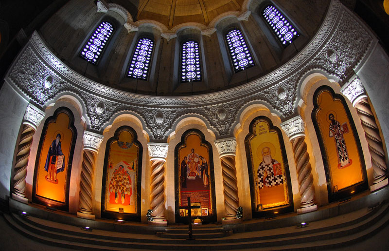 Украшавање Храма светог Саве одлажу компликоване процедуре