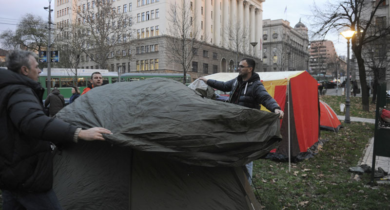 Кредити у францима: Две банке смањују рате за трећину?