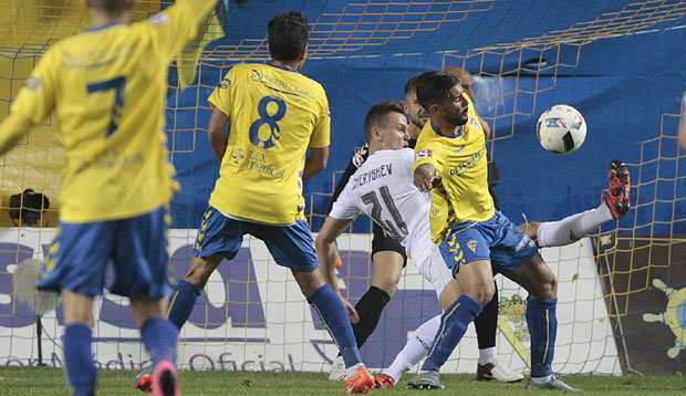 У Кадизу преломили: Упутили смо жалбу са болом у срцу