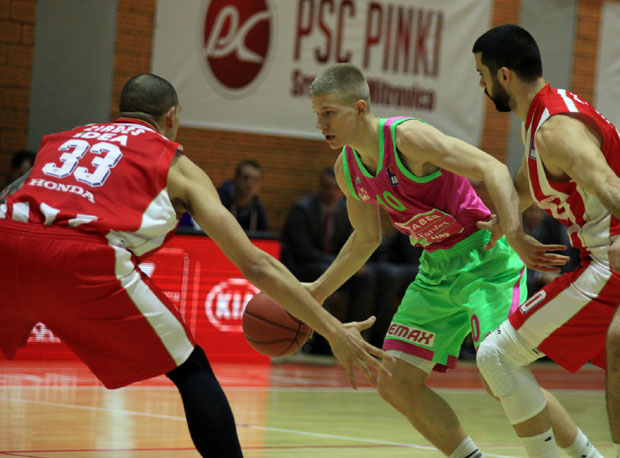 АБА: Звезда после продужетка сломила отпор Меге