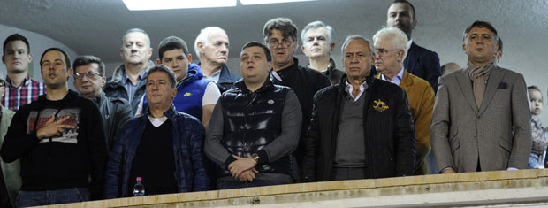 Вучелић тврди да је први понудио да оде на састанку са навијачима: Моја оставка одмах, Поповић се нећкао!