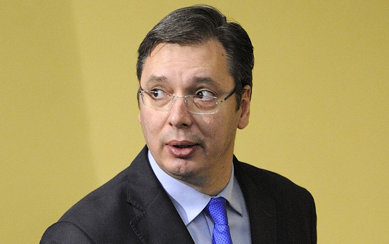 Шпијунка: Јурио због Звезде