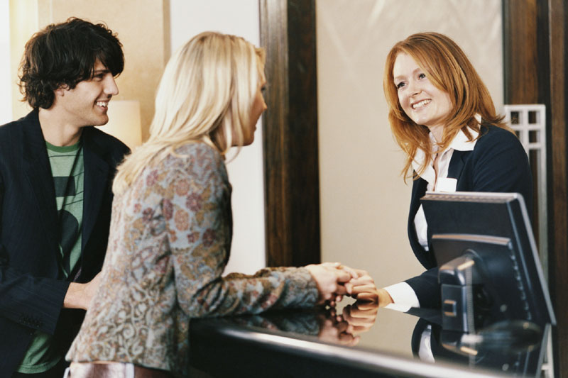 Срби динар све више цене