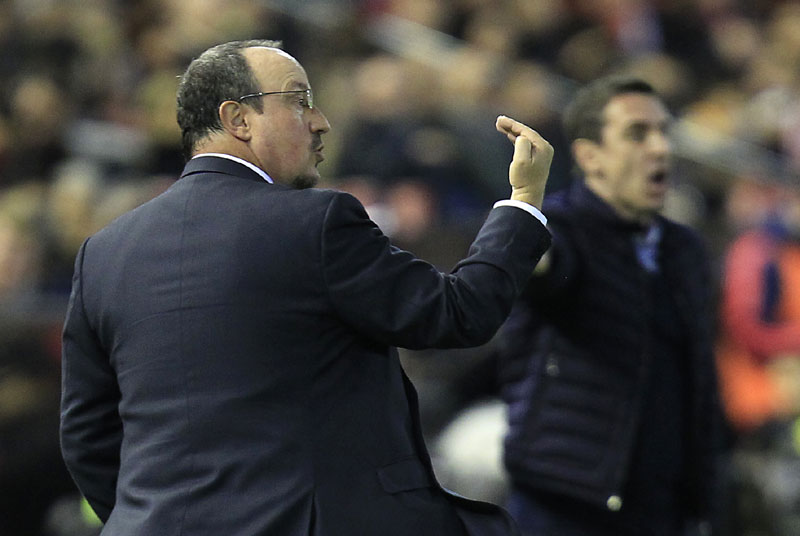 Реал отпустио Бенитеза, Зидан нови тренер