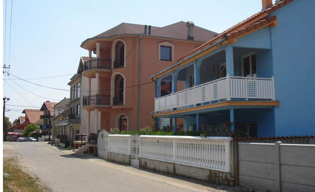 Бечлије више не дижу виле у Смољинцу