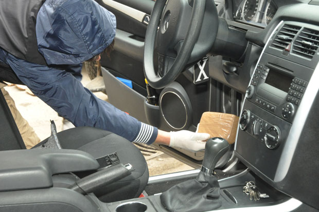 Ваљево: Дилери пали у ситроену