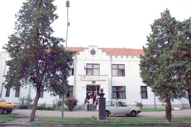 Ниш: Скандали руше фотељу