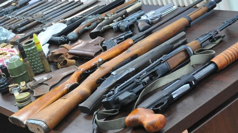 Тукао супругу, одузет му арсенал