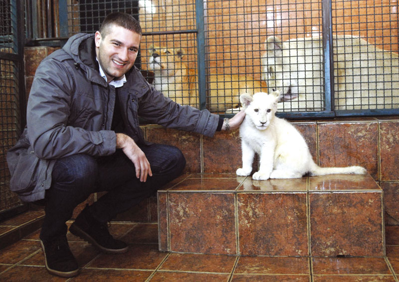 Зоо врт: Стижу пингвини, пеликан и фоке