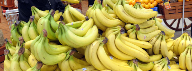 Индија: Полиција натерала лопова да поједе 40 банана