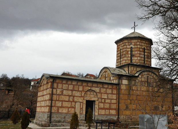 Проваљена и покрадена црква Светог Димитрија у Сушици