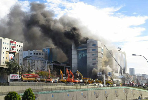 ВИДЕО: Гори хотел у Истанбулу