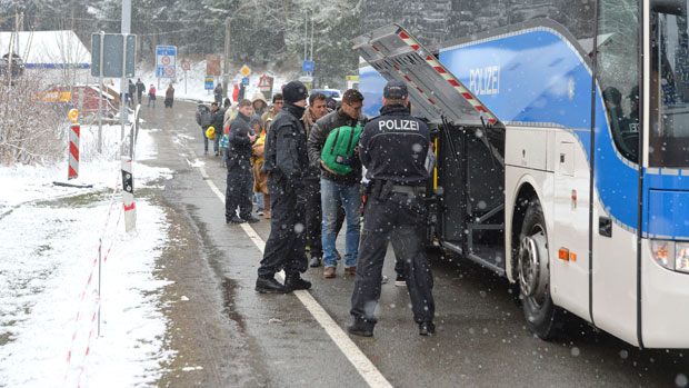 Регионални избори у Немачкој у јеку мигрантске кризе