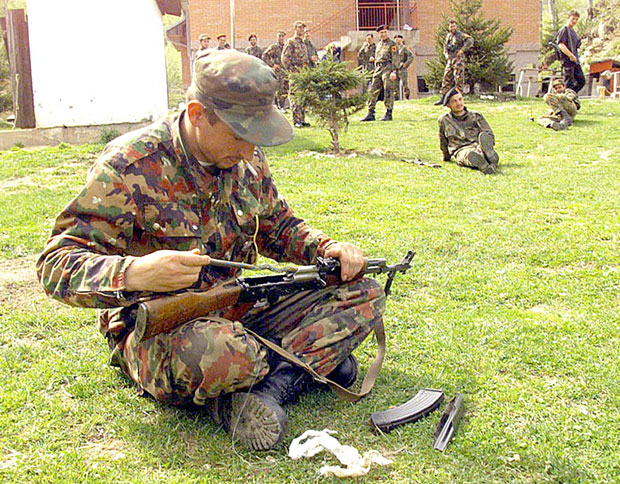 Настављено суђење за злочин на Кошарама: Саслушан отац убијеног војника