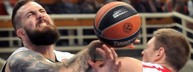 Пред Звездом пао ПАО усред Атине