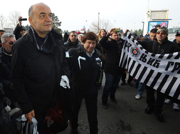 Вујошевић на испраћају поручио гробарима: Одлазим да бих се вратио