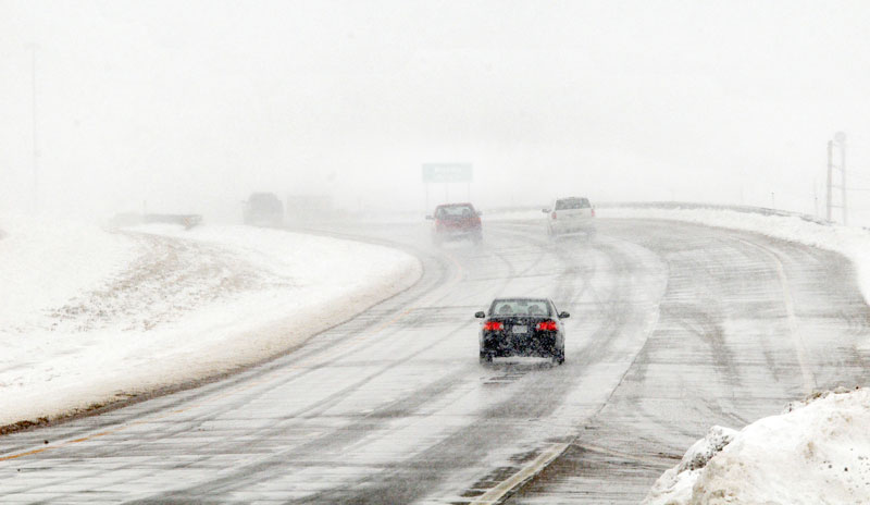 АПЕЛ ВОЗАЧИМА: Користите зимску опрему