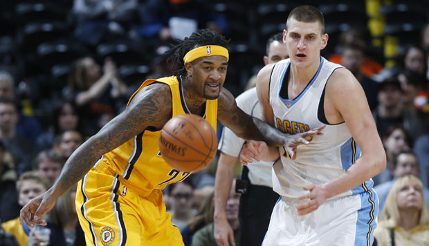 НБА: Денвер победио Индијану уз 18 поена Јокића