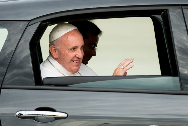 СПЦ и Ватикан о Степинцу: Чека се комисија Свете столице