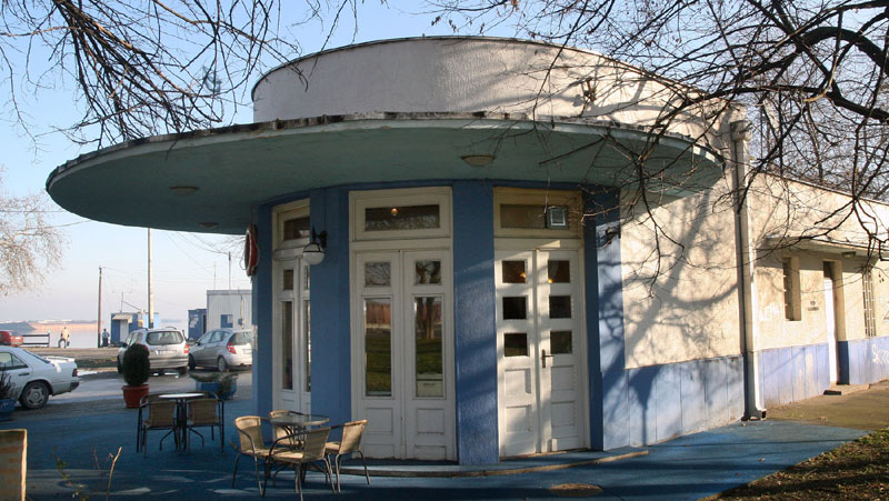 Француска капа - споменик ратном пријатељству