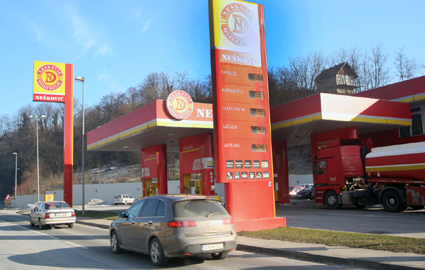 РС: Од горива профит само за трговце!