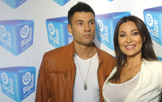 Цеца Ражнатовић: Крчкају се хитови