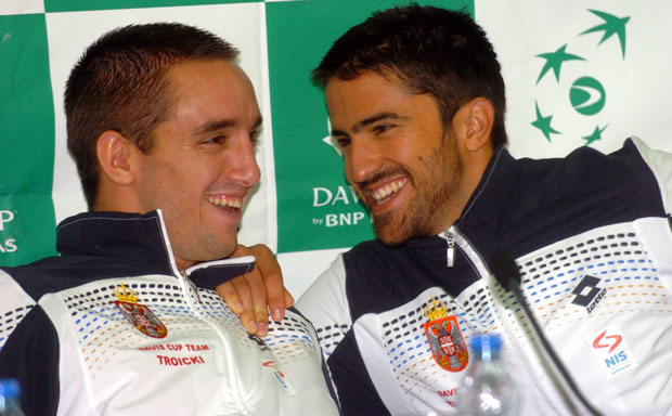 „Блик” оптужио Србе: Типсаревић на црној листи, Троицки само сумњив