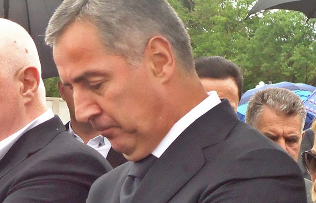 Мила чека Санадерова судбина?