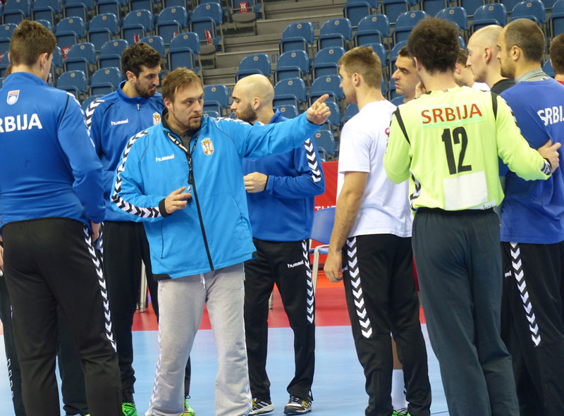 РСС: Срамно суђење нас завило у црно