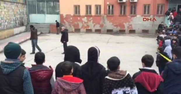 Турска: Бачена бомба на школу, петоро деце рањено