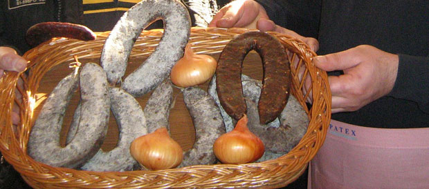 Пирот: Сајам пеглане кобасице, Кесић и Рамбо промотери 