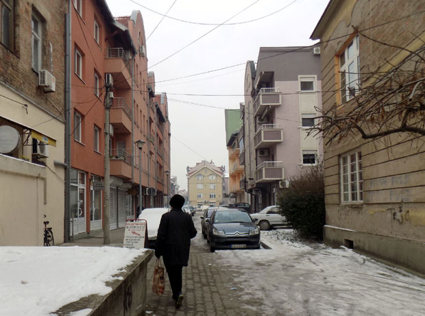 Дивљи објекти на све стране