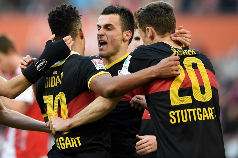 Бундеслига: Костић асистент у победи Штутгарта, Дортмунд сигуран