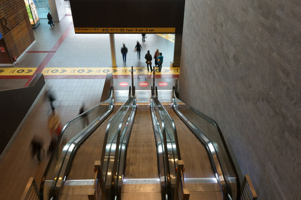 
Рим: Евакуисана железничка страница због наоружаног мушкарца