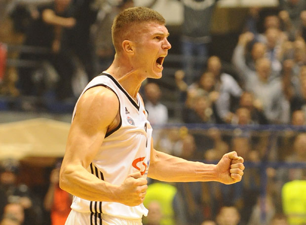 Партизан срушио Звезду у Пиониру: Подвиг у дербију