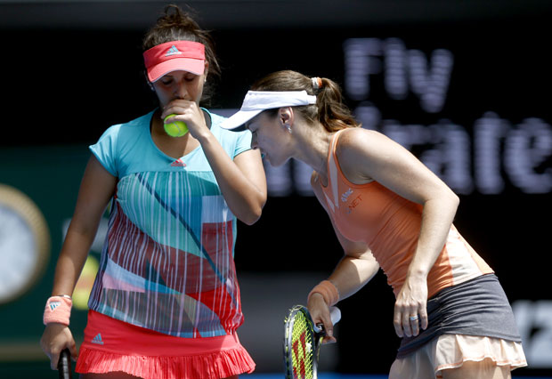 Трофеј за Мартину Хингис и Сању Мирзу на Аустралијан опену