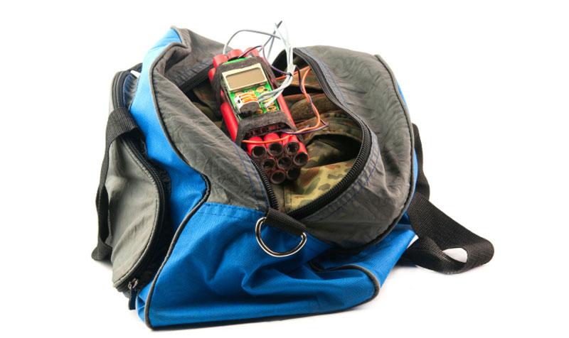 Косово: У џамији пронађена торба са експлозивом 